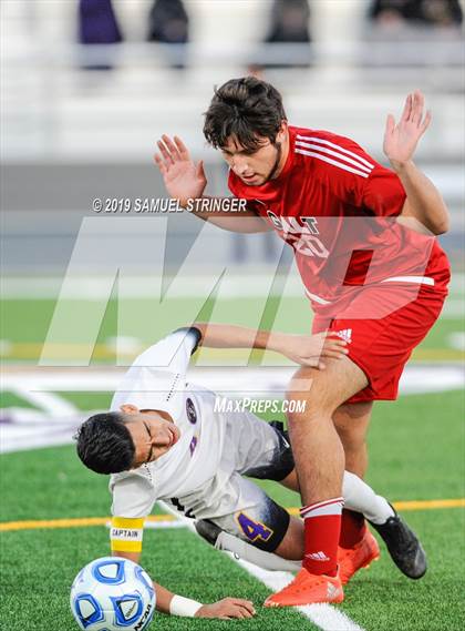 Thumbnail 1 in Livingston vs. Galt (CIF SJS D4 Final) photogallery.