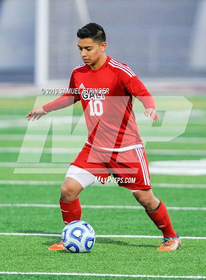 Thumbnail 1 in Livingston vs. Galt (CIF SJS D4 Final) photogallery.