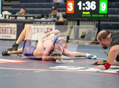 Thumbnail 3 in Lewisburg vs Desoto Central photogallery.
