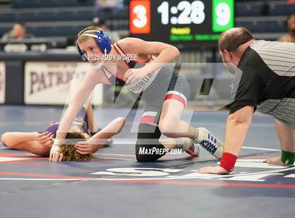 Thumbnail 2 in Lewisburg vs Desoto Central photogallery.