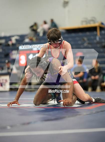 Thumbnail 1 in Lewisburg vs Desoto Central photogallery.