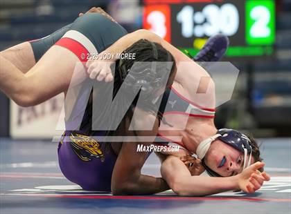 Thumbnail 2 in Lewisburg vs Desoto Central photogallery.