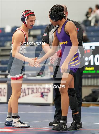 Thumbnail 2 in Lewisburg vs Desoto Central photogallery.