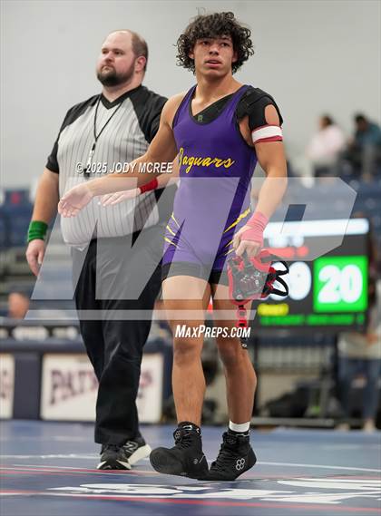 Thumbnail 1 in Lewisburg vs Desoto Central photogallery.