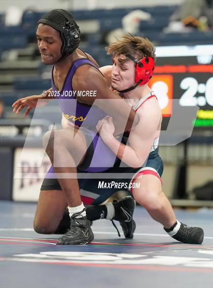 Thumbnail 2 in Lewisburg vs Desoto Central photogallery.