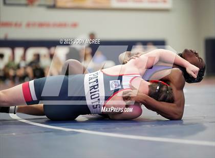 Thumbnail 1 in Lewisburg vs Desoto Central photogallery.