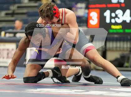 Thumbnail 1 in Lewisburg vs Desoto Central photogallery.