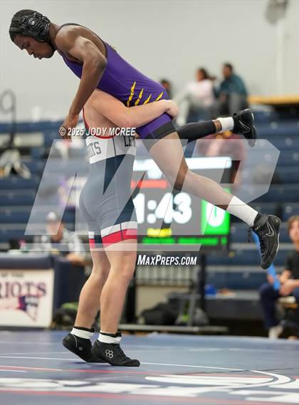 Thumbnail 2 in Lewisburg vs Desoto Central photogallery.