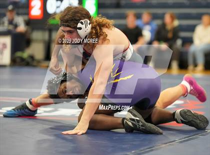 Thumbnail 1 in Lewisburg vs Desoto Central photogallery.