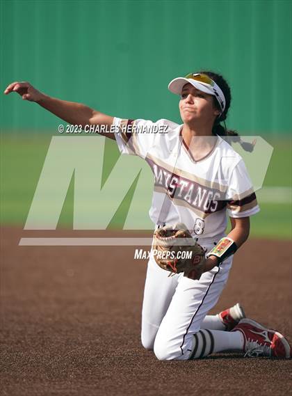 Thumbnail 2 in Magnolia West vs Livingston (Navasota Tournament) photogallery.