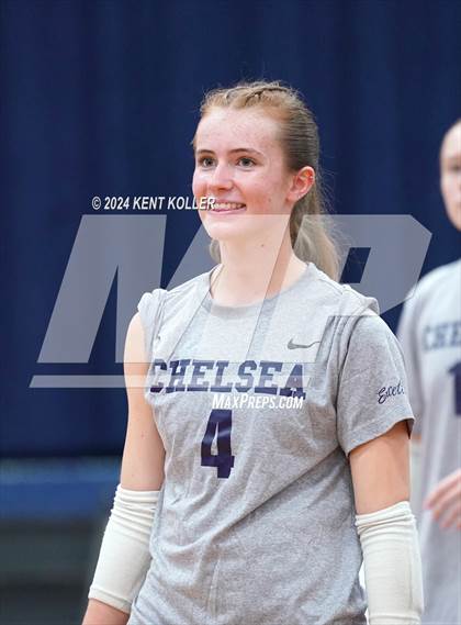 Thumbnail 1 in Chelsea vs. Mott (Our Lady Of The Lakes Invite) photogallery.