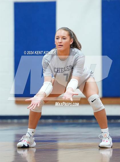 Thumbnail 2 in Chelsea vs. Mott (Our Lady Of The Lakes Invite) photogallery.