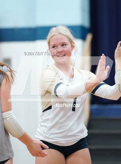 Thumbnail 1 in Chelsea vs. Mott (Our Lady Of The Lakes Invite) photogallery.