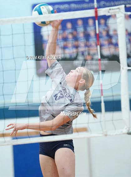 Thumbnail 3 in Chelsea vs. Mott (Our Lady Of The Lakes Invite) photogallery.