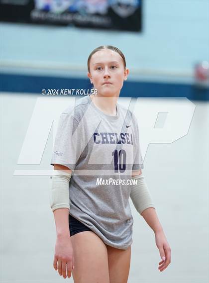 Thumbnail 2 in Chelsea vs. Mott (Our Lady Of The Lakes Invite) photogallery.