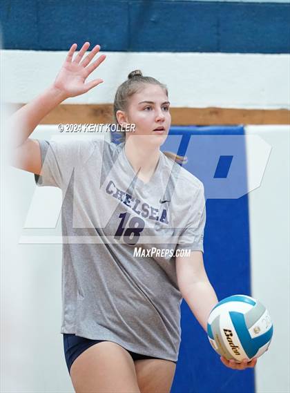 Thumbnail 3 in Chelsea vs. Mott (Our Lady Of The Lakes Invite) photogallery.