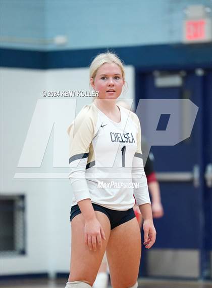 Thumbnail 2 in Chelsea vs. Mott (Our Lady Of The Lakes Invite) photogallery.