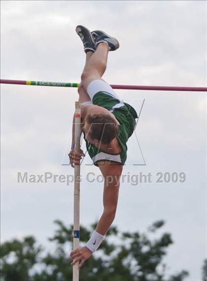 Thumbnail 3 in CIF State Championships (Boys Pole Vault) photogallery.