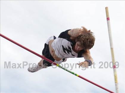 Thumbnail 3 in CIF State Championships (Boys Pole Vault) photogallery.