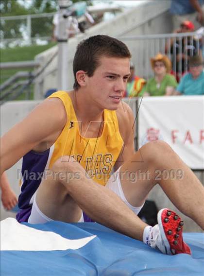 Thumbnail 2 in CIF State Championships (Boys Pole Vault) photogallery.