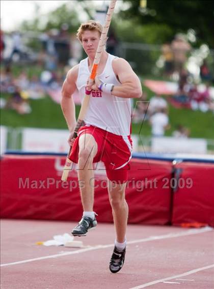 Thumbnail 1 in CIF State Championships (Boys Pole Vault) photogallery.