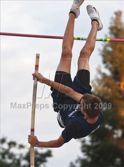 Thumbnail 1 in CIF State Championships (Boys Pole Vault) photogallery.