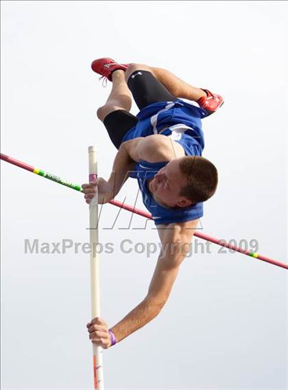 Thumbnail 2 in CIF State Championships (Boys Pole Vault) photogallery.