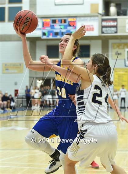 Thumbnail 1 in Skyline vs. Bonneville (UHSAA 4A First Round) photogallery.