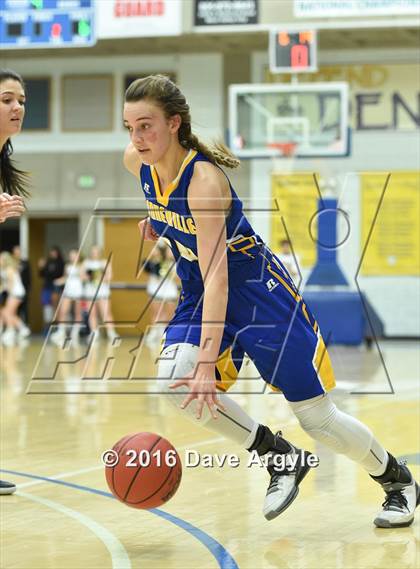 Thumbnail 3 in Skyline vs. Bonneville (UHSAA 4A First Round) photogallery.
