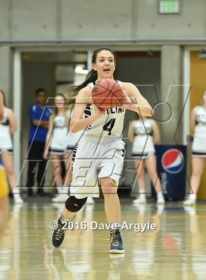 Thumbnail 1 in Skyline vs. Bonneville (UHSAA 4A First Round) photogallery.