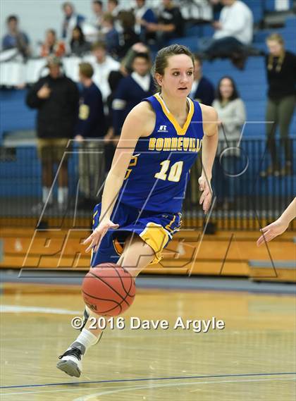 Thumbnail 2 in Skyline vs. Bonneville (UHSAA 4A First Round) photogallery.