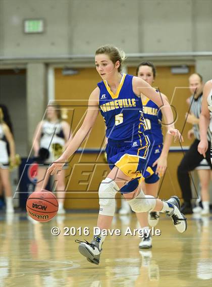 Thumbnail 1 in Skyline vs. Bonneville (UHSAA 4A First Round) photogallery.