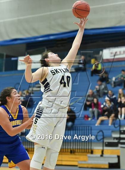 Thumbnail 3 in Skyline vs. Bonneville (UHSAA 4A First Round) photogallery.