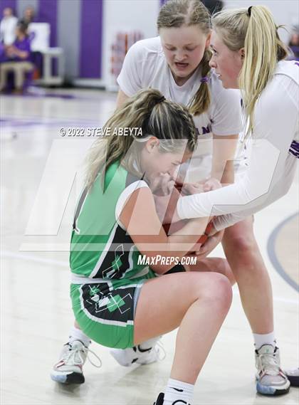 Thumbnail 1 in Lutheran vs St. Mary's (CHSAA 3A Region 5 Final) photogallery.