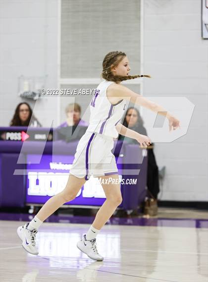 Thumbnail 1 in Lutheran vs St. Mary's (CHSAA 3A Region 5 Final) photogallery.