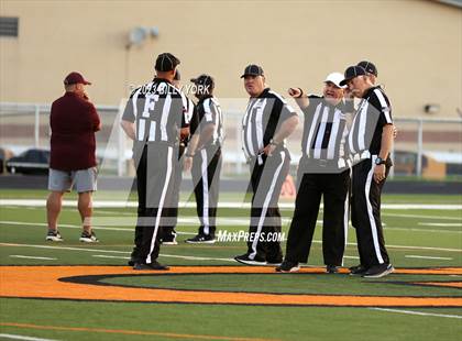 Thumbnail 1 in Grand Saline vs Arp photogallery.