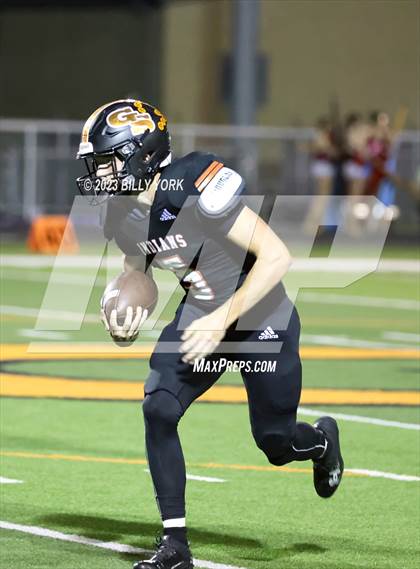Thumbnail 3 in Grand Saline vs Arp photogallery.