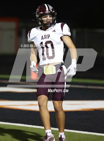 Thumbnail 1 in Grand Saline vs Arp photogallery.
