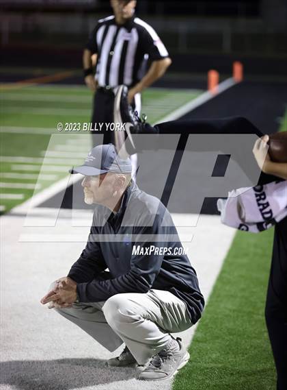 Thumbnail 2 in Grand Saline vs Arp photogallery.