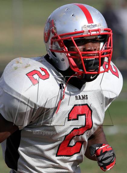 Thumbnail 1 in DuVal vs. Suitland photogallery.