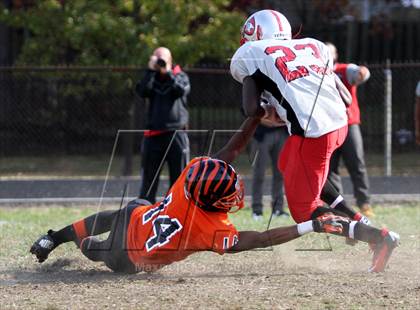 Thumbnail 1 in DuVal vs. Suitland photogallery.