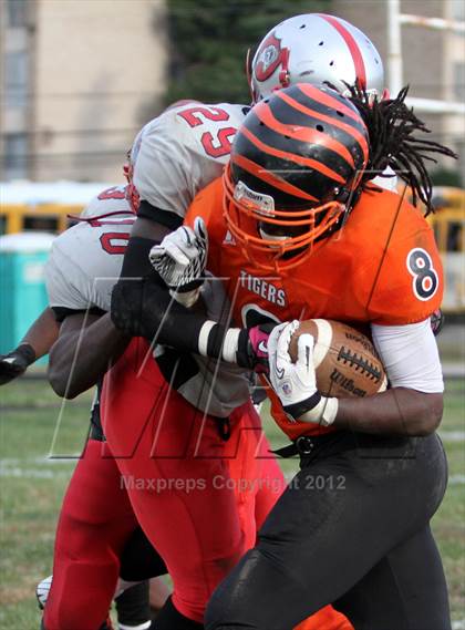 Thumbnail 3 in DuVal vs. Suitland photogallery.