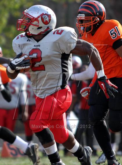 Thumbnail 2 in DuVal vs. Suitland photogallery.