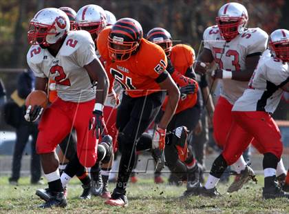 Thumbnail 2 in DuVal vs. Suitland photogallery.