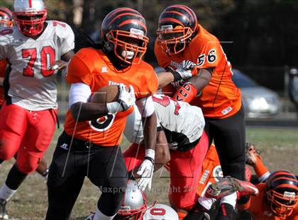 Thumbnail 3 in DuVal vs. Suitland photogallery.