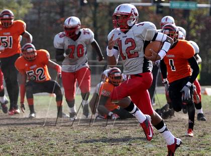 Thumbnail 3 in DuVal vs. Suitland photogallery.