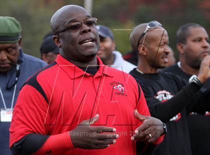 Thumbnail 3 in DuVal vs. Suitland photogallery.