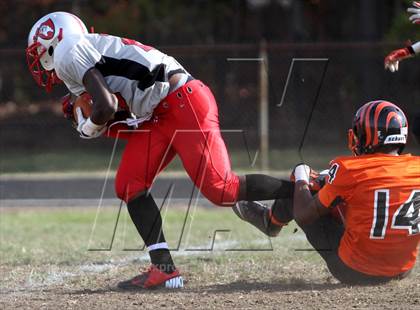 Thumbnail 3 in DuVal vs. Suitland photogallery.