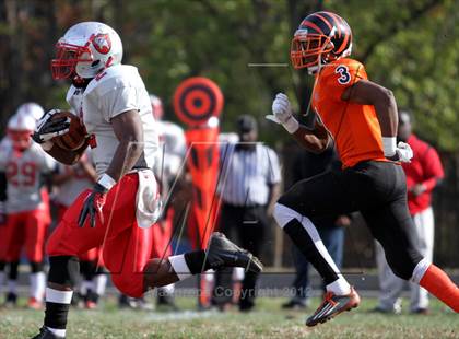 Thumbnail 2 in DuVal vs. Suitland photogallery.