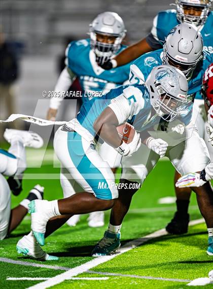 Thumbnail 1 in Kilgore vs. Almeta Crawford (UIL 4A D1 Football Quarterfinals) photogallery.